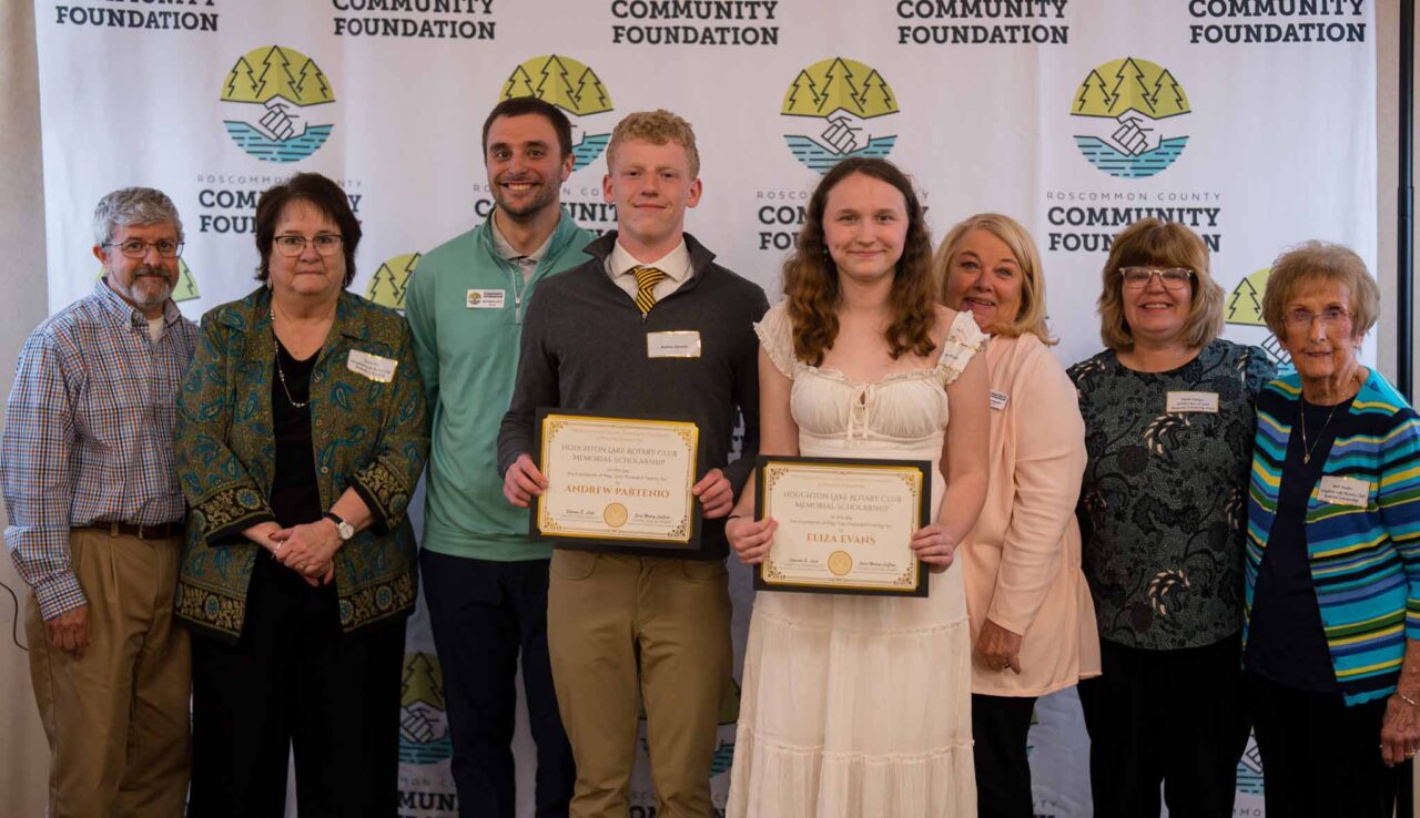 Houghton Lake Rotary Club Memorial Scholarship 2026